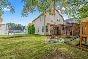 568 Cambridge Dr, Grayslake, IL 60030 - Photo 36