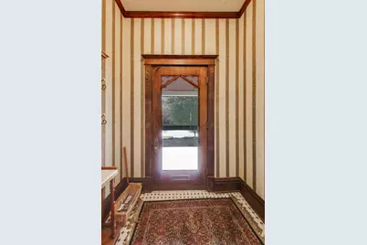 582 Park Street, Elgin, IL 60120 - Photo 6
