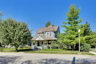 582 Park St, Elgin, IL 60120 - Photo 4