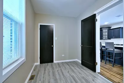 1645 S Keeler Avenue, Chicago, IL 60623 - Photo 16
