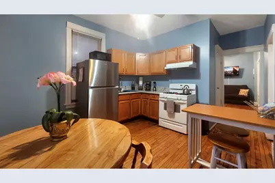 2107 W Coulter Street #1R, Chicago, IL 60608 - Photo 8