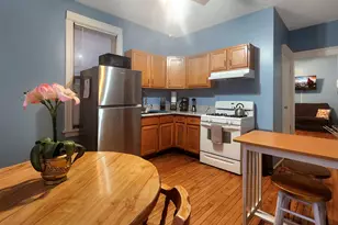 2107 W Coulter St, Chicago, IL 60608 - Photo 8