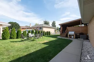 5858 W 82nd St, Burbank, IL 60459 - Photo 38