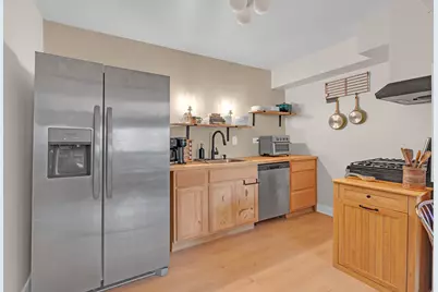 8500 Skokie Boulevard #1D, Skokie, IL 60077 - Photo 6