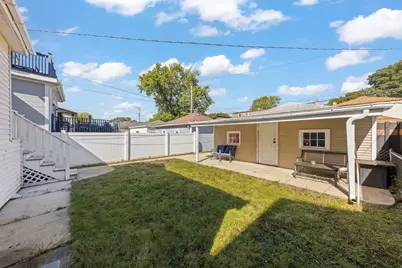 5412 W Henderson Street, Chicago, IL 60641 - Photo 28