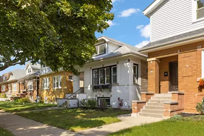 5412 W Henderson Street, Chicago, IL 60641 - Photo 2