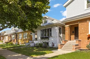5412 W Henderson St, Chicago, IL 60641 - Photo 2