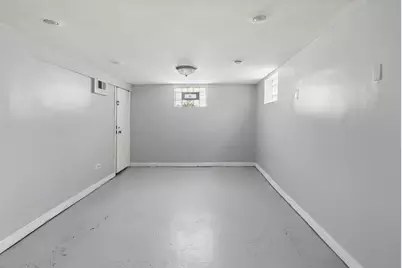 10107 S Paxton Avenue, Chicago, IL 60617 - Photo 10