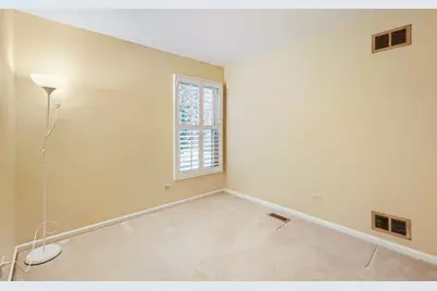 408 Creighton Lane, Schaumburg, IL 60193 - Photo 18