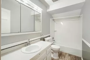 408 Creighton Ln, Schaumburg, IL 60193 - Photo 20