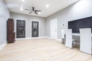 4453 S Lake Park Ave, Chicago, IL 60653 - Photo 2