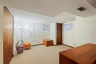 311 Clearbrook Ct, Schaumburg, IL 60193 - Photo 24