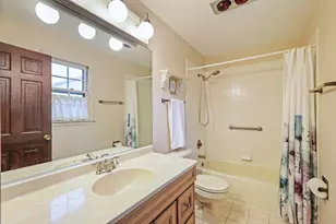 311 Clearbrook Ct, Schaumburg, IL 60193 - Photo 18