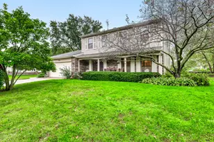 311 Clearbrook Ct, Schaumburg, IL 60193 - Photo 2