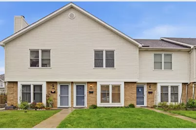 1731 Pickwick Lane, Glenview, IL 60026 - Photo 1