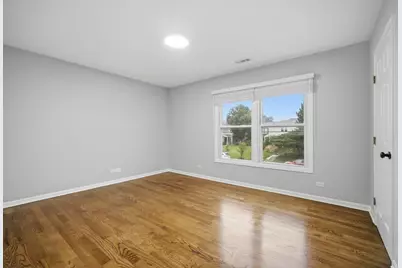 1731 Pickwick Lane, Glenview, IL 60026 - Photo 14