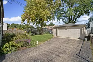 4107 Wagner Ave, Schiller Park, IL 60176 - Photo 22