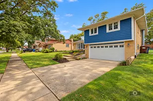 15224 Walnut Rd, Oak Forest, IL 60452 - Photo 2