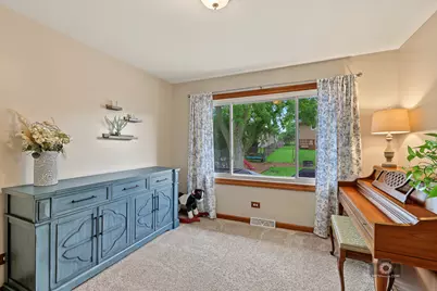 15224 Walnut Road, Oak Forest, IL 60452 - Photo 8