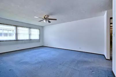 132 S Staffire Drives, Schaumburg, IL 60193 - Photo 28