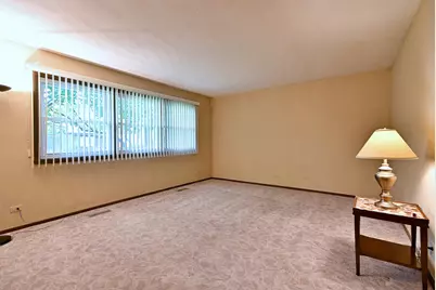 132 S Staffire Drives, Schaumburg, IL 60193 - Photo 26