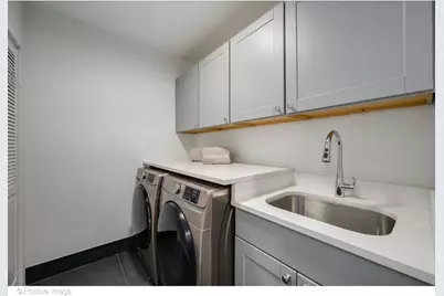 257 E Delaware Place #10AB, Chicago, IL 60611 - Photo 38
