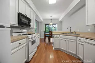 1109 Bromley Ct, Aurora, IL 60502 - Photo 8