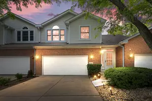 14547 Club Cir Dr, Oak Forest, IL 60452 - Photo 1