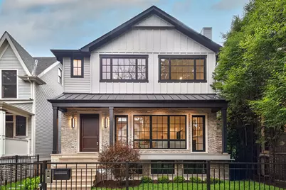 1907 W Cuyler Avenue, Chicago, IL 60613 - Photo 1