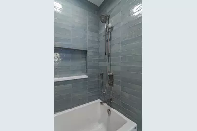 1907 W Cuyler Avenue, Chicago, IL 60613 - Photo 30