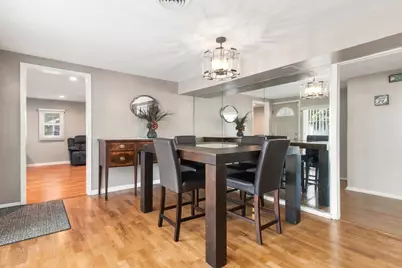 651 Westgate Drive, Aurora, IL 60506 - Photo 10