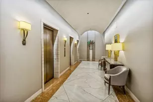 180 E Pearson St, Chicago, IL 60611 - Photo 22