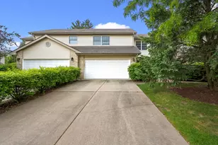 1015 Claremont Dr, Downers Grove, IL 60516 - Photo 1