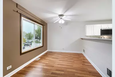 2165 Wildwood Court, Hanover Park, IL 60133 - Photo 8