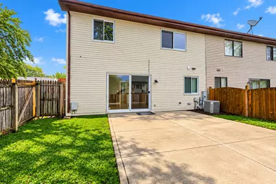 2165 Wildwood Court, Hanover Park, IL 60133 - Photo 22