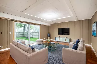 2165 Wildwood Court, Hanover Park, IL 60133 - Photo 14