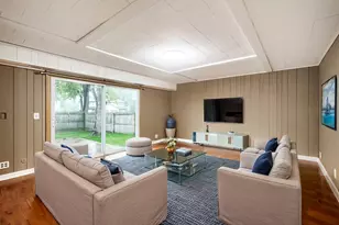 2165 Wildwood Ct, Hanover Park, IL 60133 - Photo 14