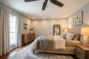 5 Sheffield Ct, Streamwood, IL 60107 - Photo 6