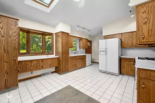162 Barbara Ln, New Lenox, IL 60451 - Photo 8