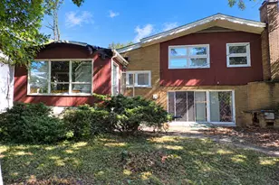 9010 Keeler Ave, Skokie, IL 60076 - Photo 2