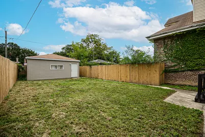 9605 S Greenwood Avenue, Chicago, IL 60628 - Photo 28