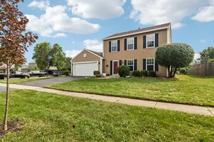 1S731 Sheffield Ln, Warrenville, IL 60555 - Photo 2