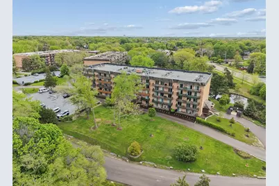 8025 Woodglen Lane #403, Downers Grove, IL 60516 - Photo 32