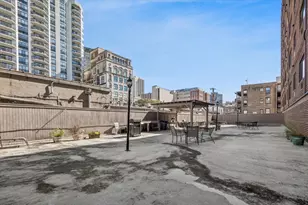 607 W Wrightwood Ave, Chicago, IL 60614 - Photo 12