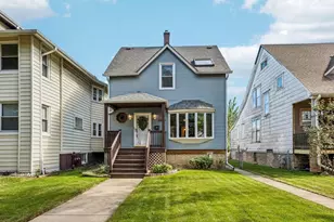 4731 N Kilbourn Ave, Chicago, IL 60630 - Photo 1
