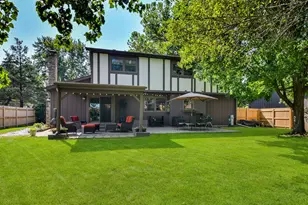 229 N Whispering Hills Dr, Naperville, IL 60540 - Photo 30
