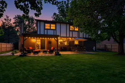 229 N Whispering Hills Drive, Naperville, IL 60540 - Photo 20