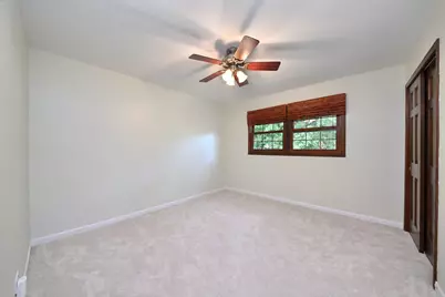 229 N Whispering Hills Drive, Naperville, IL 60540 - Photo 14