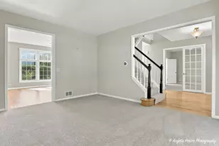 813 Walton Ln, Grayslake, IL 60030 - Photo 6