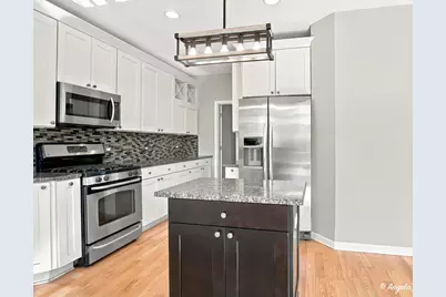 813 Walton Lane, Grayslake, IL 60030 - Photo 10
